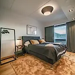 Apartament C27 Center Incl 2 Passes By Aavalevi Levi