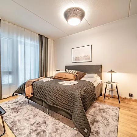 C27 Center Incl 2 Passes By Aavalevi Huoneisto