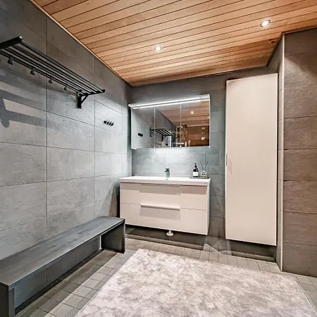 C27 Center Incl 2 Passes By Aavalevi דירה